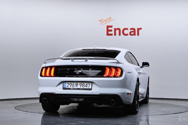 2022 Ford Mustang с пробегом 39 784 км