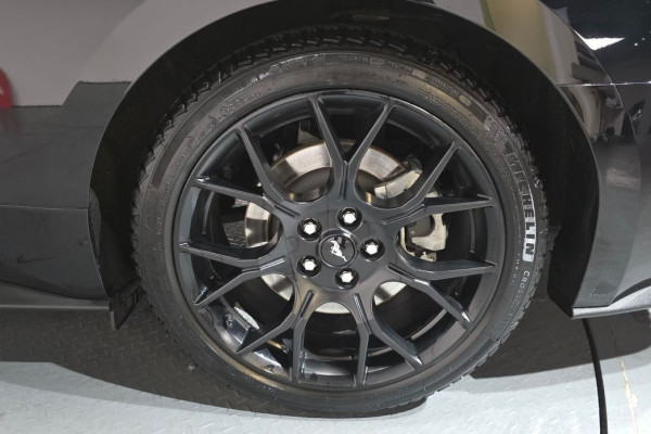 2022 Ford Mustang с пробегом 45 024 км