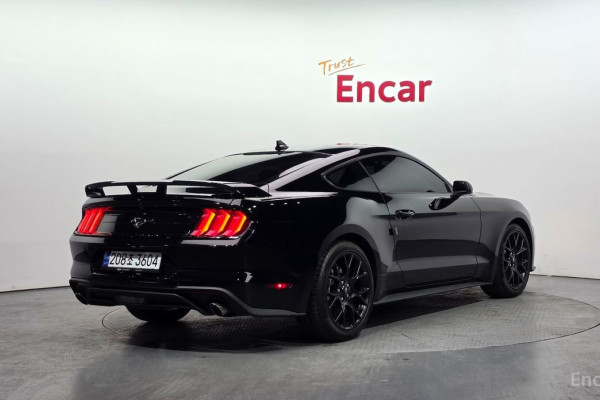 2023 Ford Mustang с пробегом 11 876 км