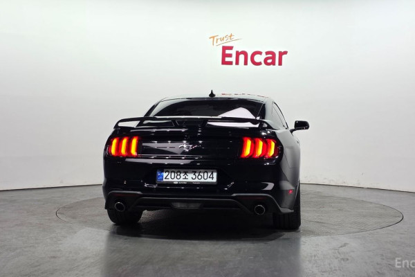 2023 Ford Mustang с пробегом 11 876 км