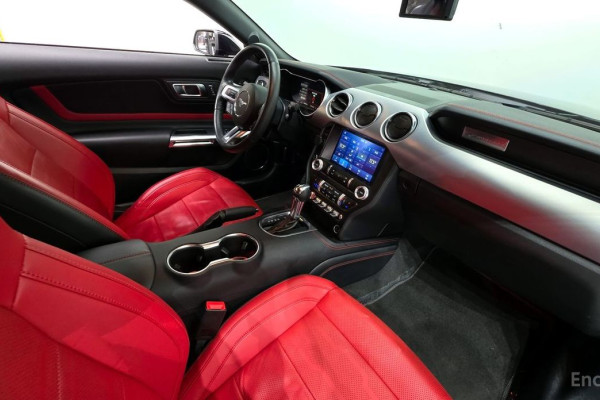 2023 Ford Mustang с пробегом 11 876 км