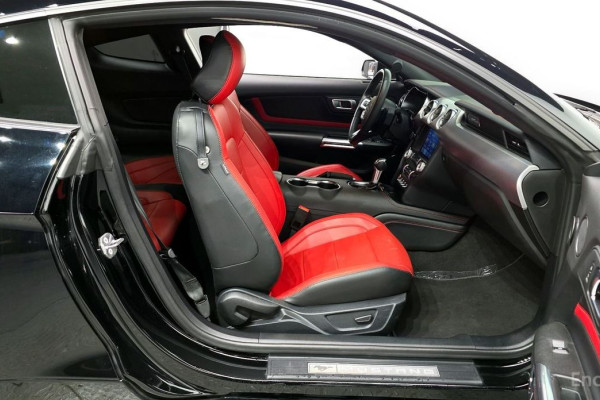 2023 Ford Mustang с пробегом 11 876 км