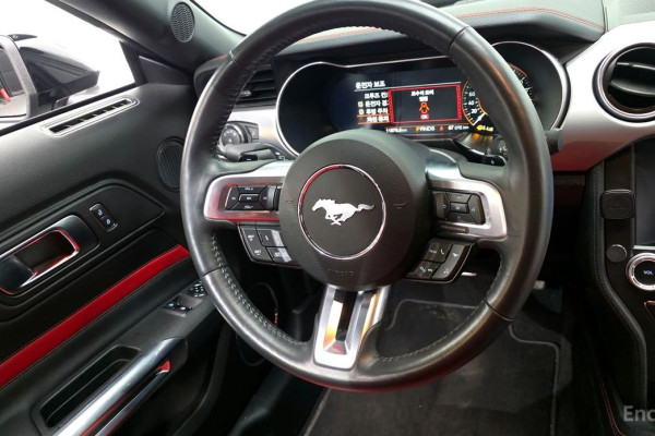 2023 Ford Mustang с пробегом 11 876 км