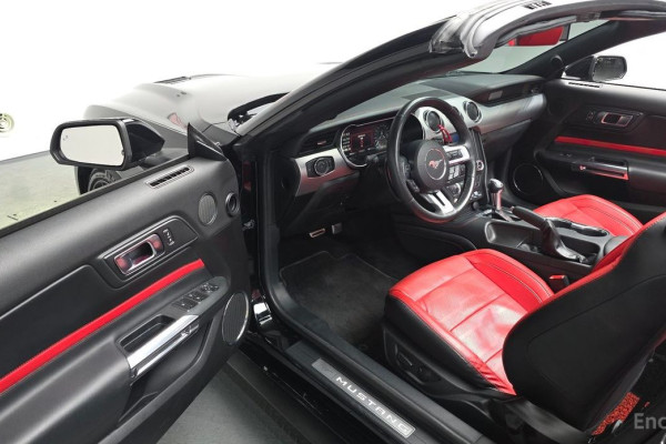 2022 Ford Mustang с пробегом 45 024 км