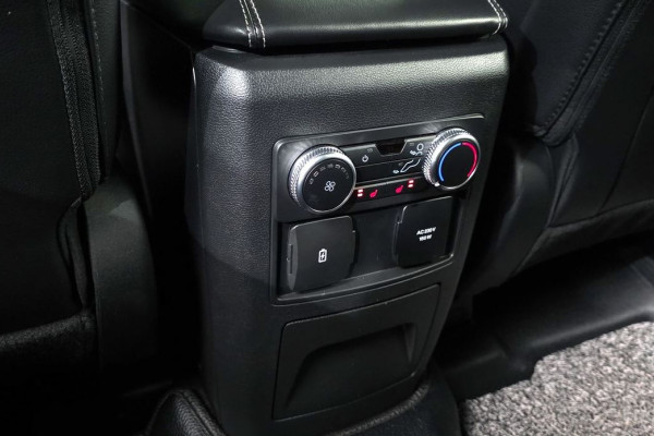 2023 Ford Explorer с пробегом 19 395 км