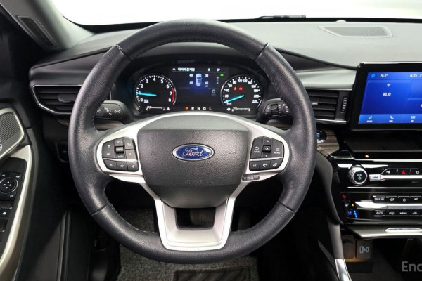 2023 Ford Explorer с пробегом 14 468 км