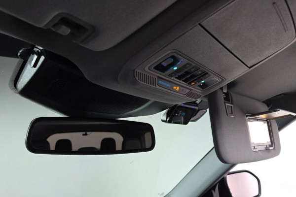 2023 Ford Explorer с пробегом 10 057 км