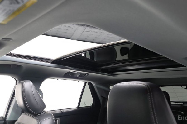 2023 Ford Explorer с пробегом 10 057 км