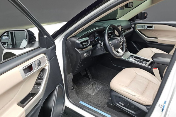 2022 Ford Explorer с пробегом 54 462 км