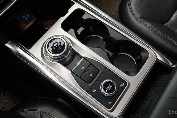 2022 Ford Explorer с пробегом 17 164 км