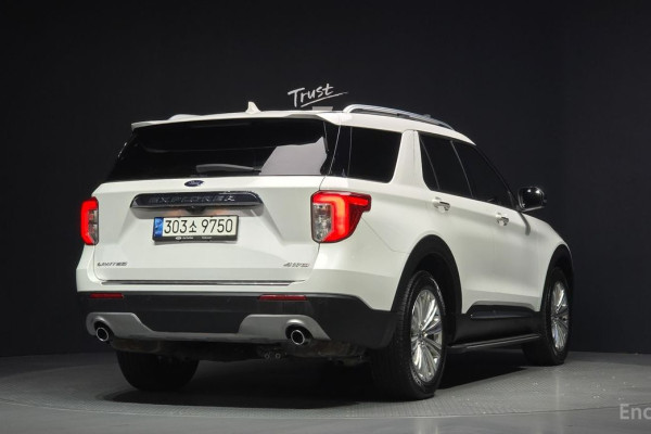 2022 Ford Explorer с пробегом 67 521 км