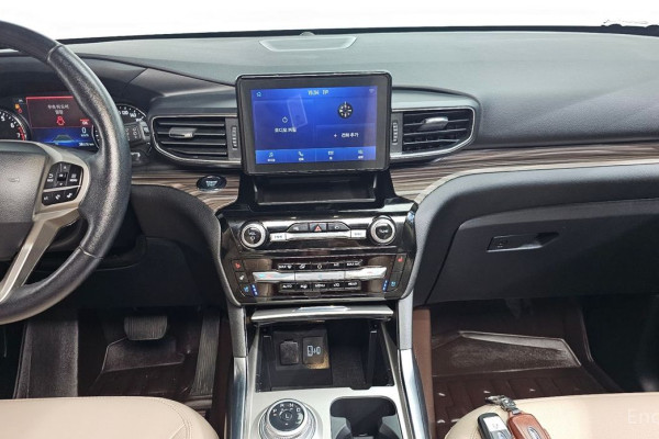 2022 Ford Explorer с пробегом 64 509 км