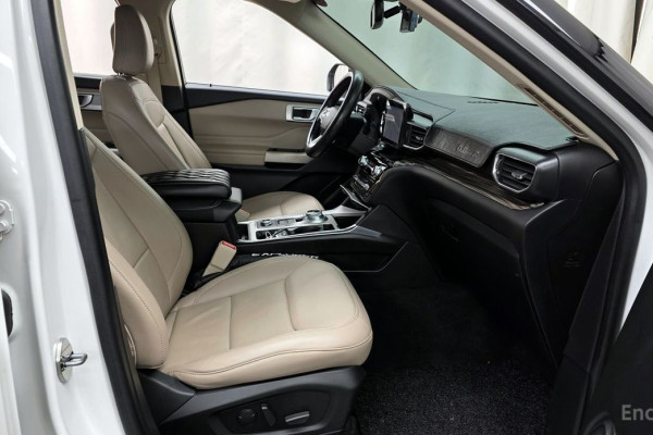 2022 Ford Explorer с пробегом 54 168 км