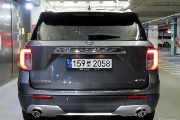 2023 Ford Explorer с пробегом 14 500 км
