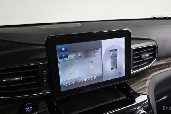 2023 Ford Explorer с пробегом 30 216 км