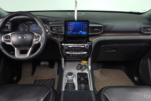 2022 Ford Explorer с пробегом 44 668 км