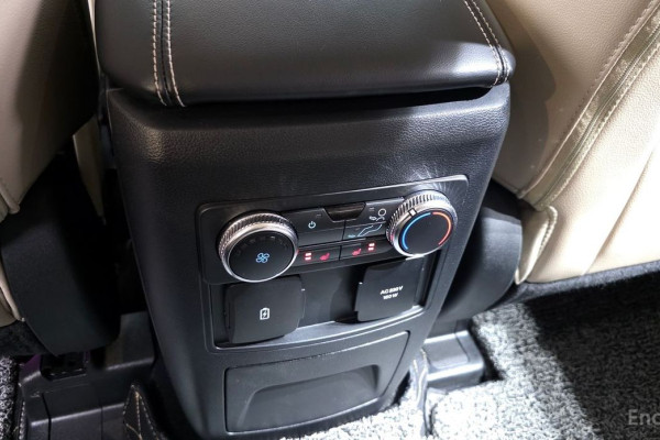 2022 Ford Explorer с пробегом 130 405 км