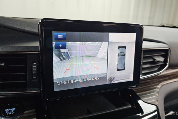 2023 Ford Explorer с пробегом 14 204 км