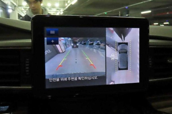 2023 Ford Explorer с пробегом 14 500 км