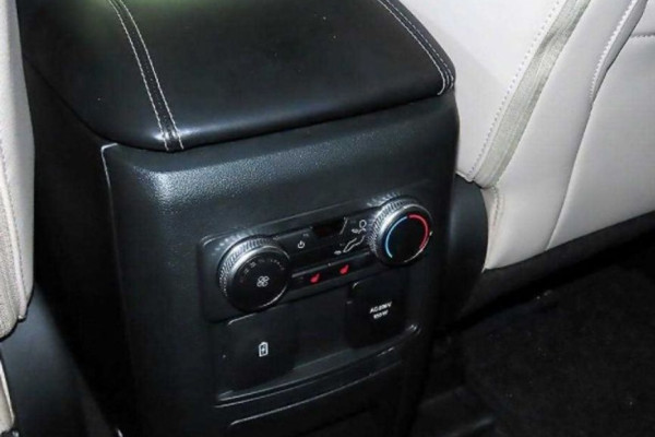 2023 Ford Explorer с пробегом 14 500 км