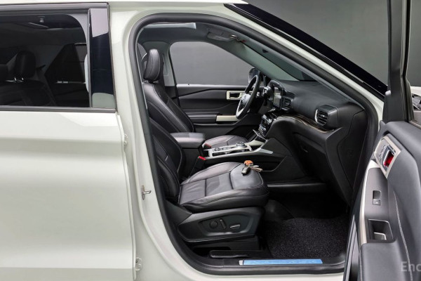 2023 Ford Explorer с пробегом 63 672 км