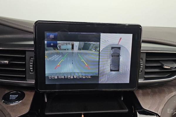 2022 Ford Explorer с пробегом 27 992 км