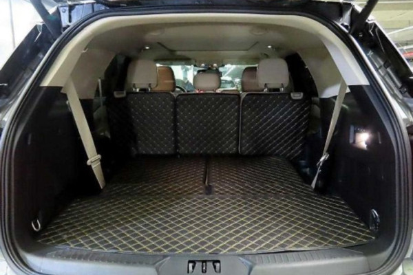 2023 Ford Explorer с пробегом 14 500 км