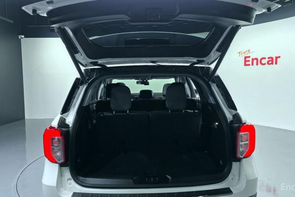 2023 Ford Explorer с пробегом 63 672 км