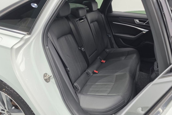 2022 Audi A6 с пробегом 15 063 км