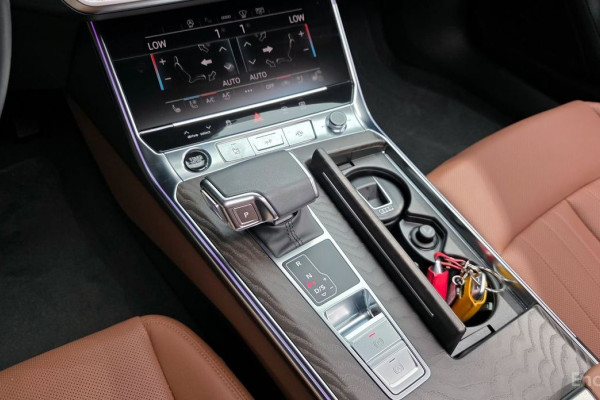 2023 Audi A6 с пробегом 19 219 км