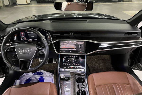 2020 Audi A6 с пробегом 108 964 км