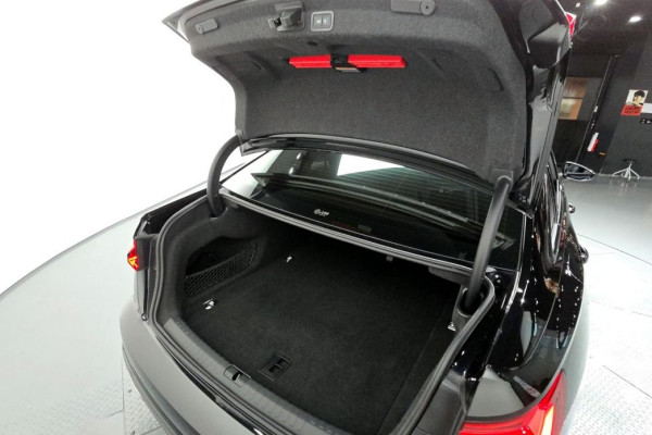 2022 Audi A6 с пробегом 64 005 км