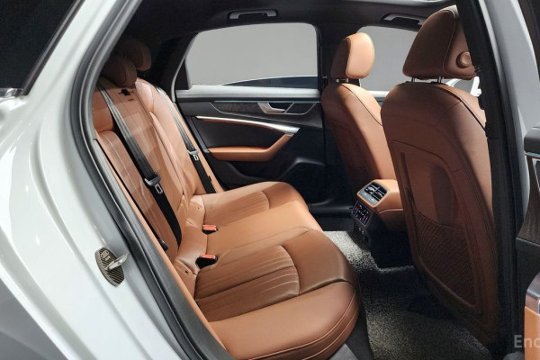 2023 Audi A6 с пробегом 43 547 км