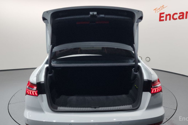 2022 Audi A6 с пробегом 30 930 км