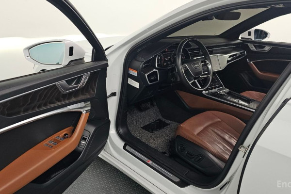 2023 Audi A6 с пробегом 57 469 км