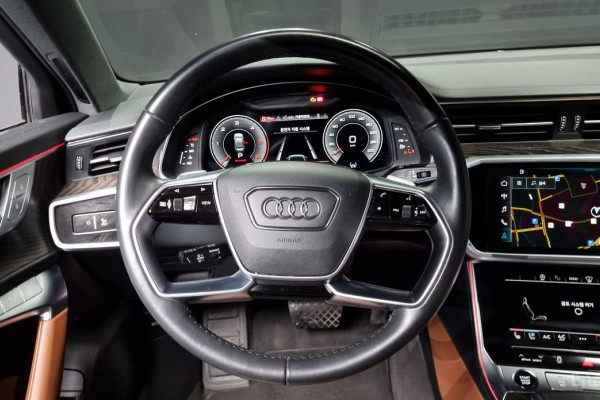 2023 Audi A6 с пробегом 43 520 км