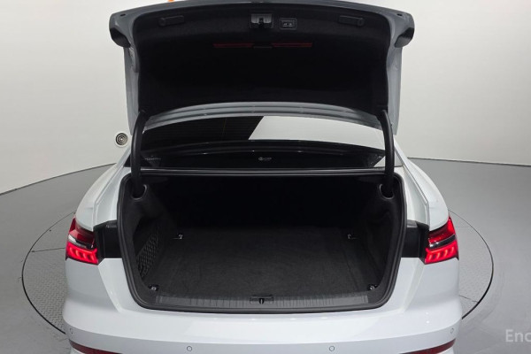 2020 Audi A6 с пробегом 103 430 км