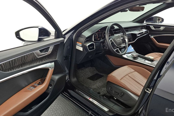 2022 Audi A6 с пробегом 42 085 км