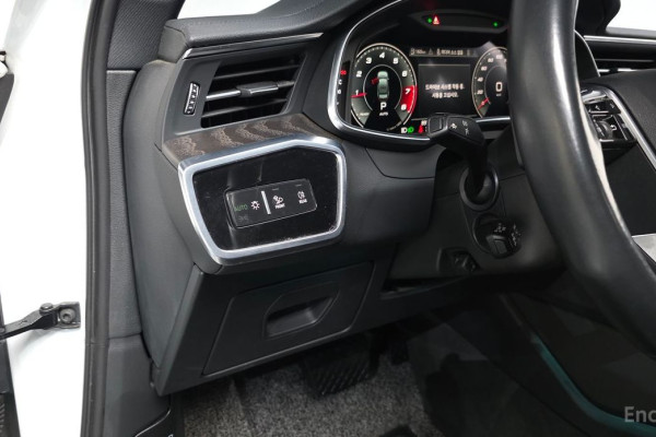 2021 Audi A6 с пробегом 89 559 км