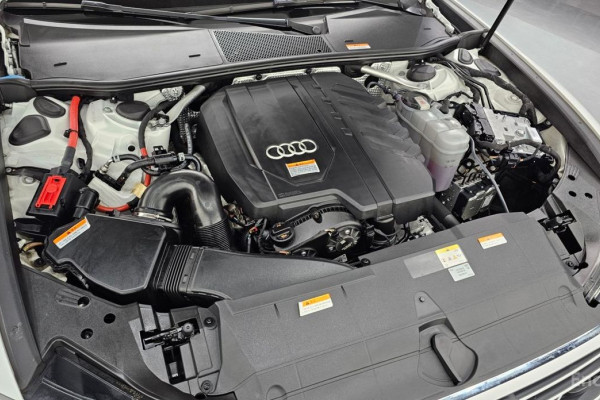 2023 Audi A6 с пробегом 15 702 км