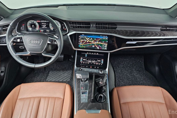 2023 Audi A6 с пробегом 15 702 км