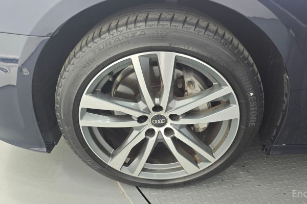 2022 Audi A6 с пробегом 27 939 км