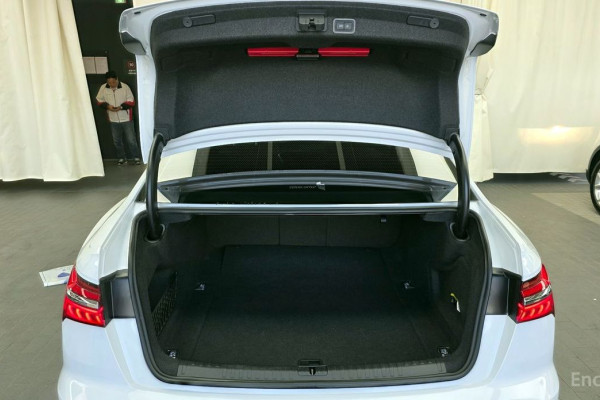 2020 Audi A6 с пробегом 83 127 км