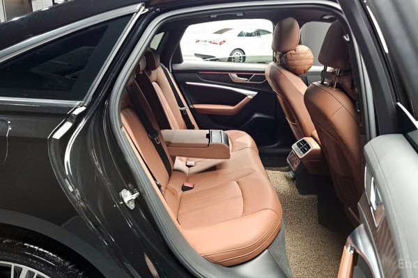 2022 Audi A6 с пробегом 45 078 км