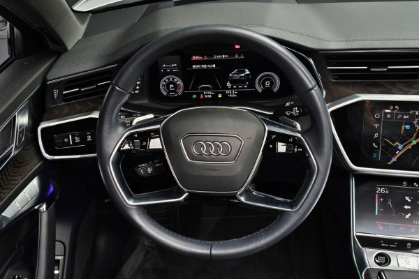 2023 Audi A6 с пробегом 9 174 км