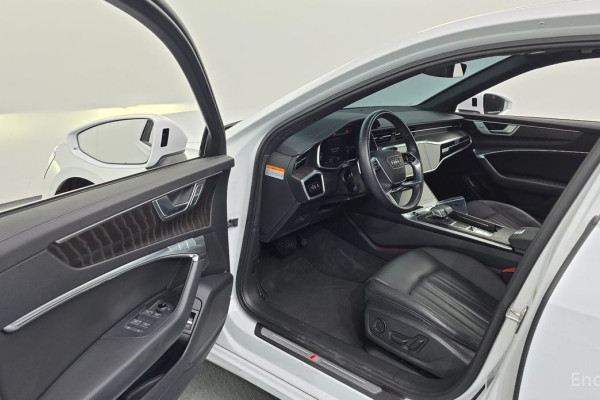 2022 Audi A6 с пробегом 63 301 км