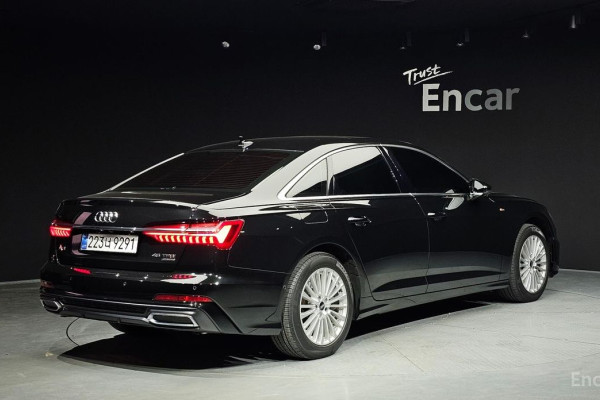 2021 Audi A6 с пробегом 92 027 км