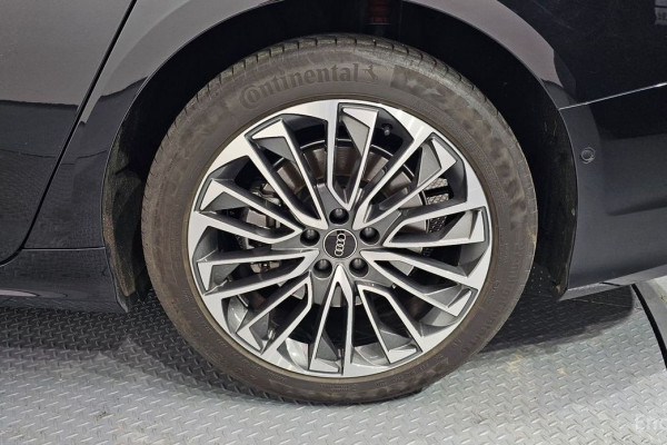 2025 Audi A6 с пробегом 17 673 км