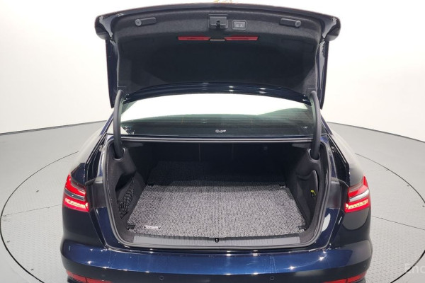 2022 Audi A6 с пробегом 22 020 км