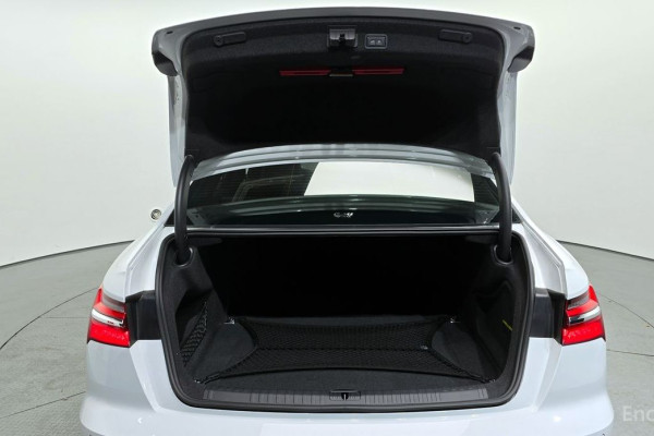 2022 Audi A6 с пробегом 22 914 км